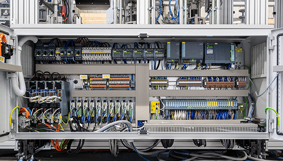 reference-schott-meissner-mask-machine-cabinet-web