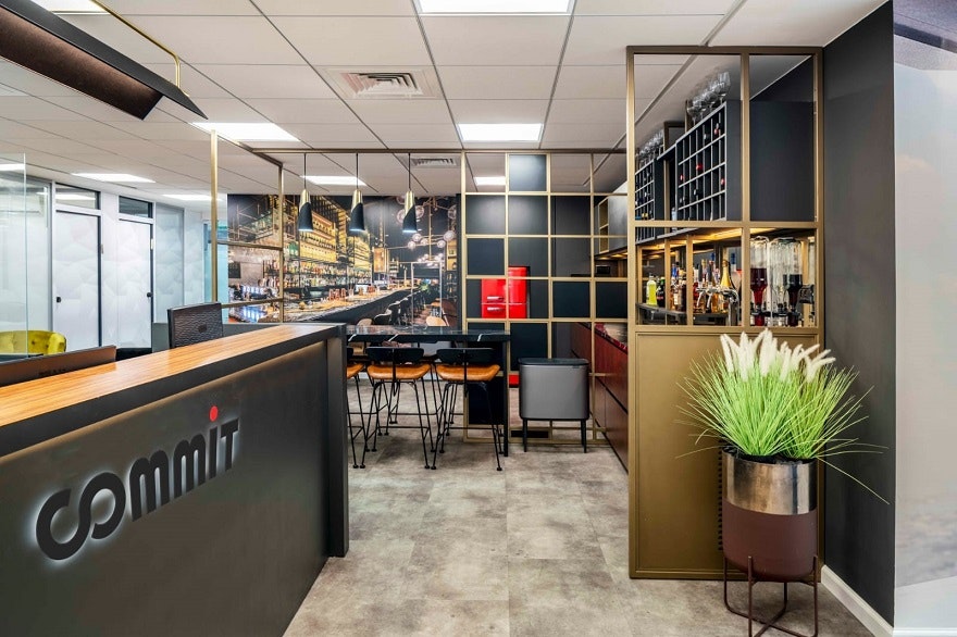 1660253275758 Comingtoamerica