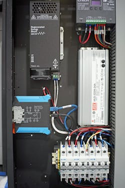 ShowmanFig2-sb ShowmanFig2-sb