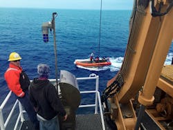 Davit-under-test-sb Davit-under-test-sb