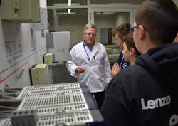 Lenze-STEM-Career-Day-Photo13-sb Lenze-STEM-Career-Day-Photo13-sb