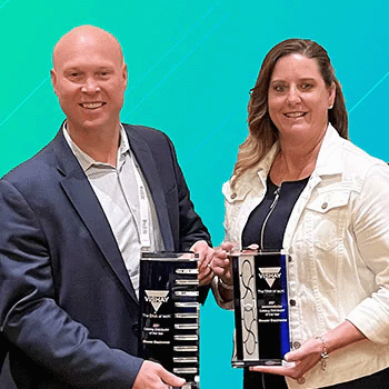 1660263827860 Mousersandykerrandreginadenbowwithvishayawards