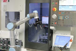 2F140-teach-pendant-UR-Machine-tending-5217 2F140-teach-pendant-UR-Machine-tending-5217