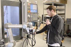 2F85-UR-Machine-tending-Lowercase 2F85-UR-Machine-tending-Lowercase