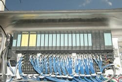 CD0902_Feat3_4 CD0902_Feat3_4