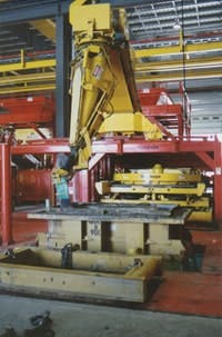 CD0806_CovStry1 CD0806_CovStry1