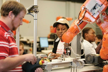 1660321272638 0708indiscrete1