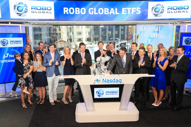 1661889488880 Yuminasdaq61217