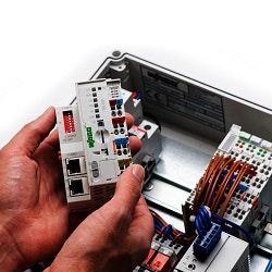 WAGO-PFC100-Controller-250