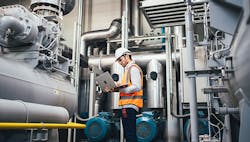 1663606608365 Engineerusinglaptoptoprogramplctomanagelargemachine 1663606608365 Engineerusinglaptoptoprogramplctomanagelargemachine