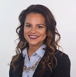 Headshot-photo-of-Nina-Bischoff Headshot-photo-of-Nina-Bischoff