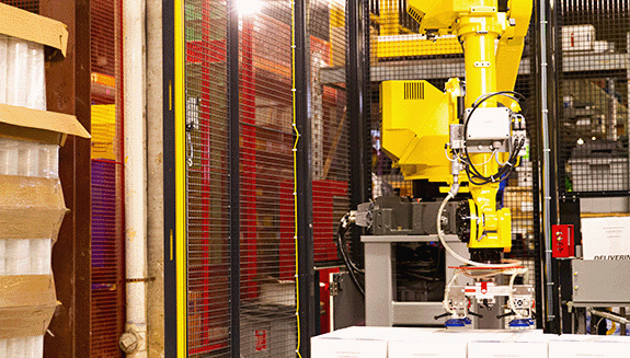 1663606682059 Imageofpearsonpackagingscompactpalletizermovingboxes