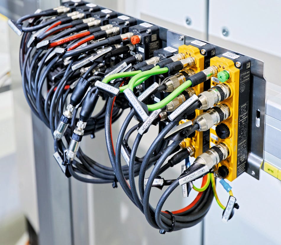 Figure 2: Engineers can streamline commissioning and maintenance using EtherCAT P and other one-cable technology solutions.