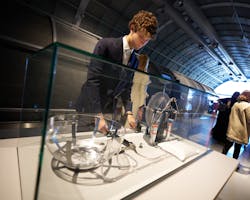 Figure 9: Visitors were able to experience first-hand the range of Science Gateway’s opportunities, from interactive exhibitions to laboratories for hands-on experiments and immersive spaces. Figure 9: Visitors were able to experience first-hand the range of Science Gateway’s opportunities, from interactive exhibitions to laboratories for hands-on experiments and immersive spaces.