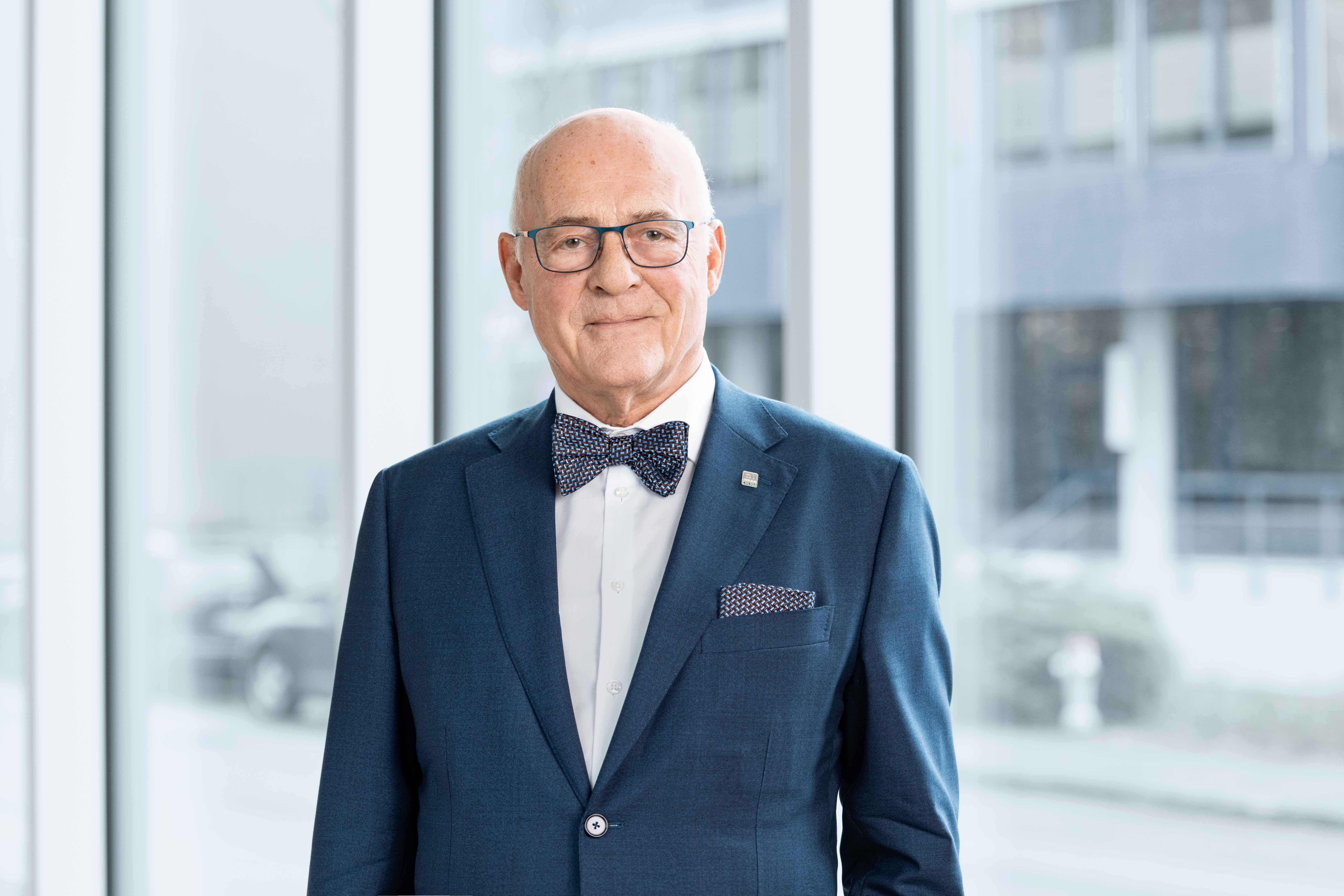 Figure 3: Dr. Klaus Endress handed off CEO responsibilities in 2014, and 10 years later the 75-year-old has passed on his duties as president of the supervisory board.