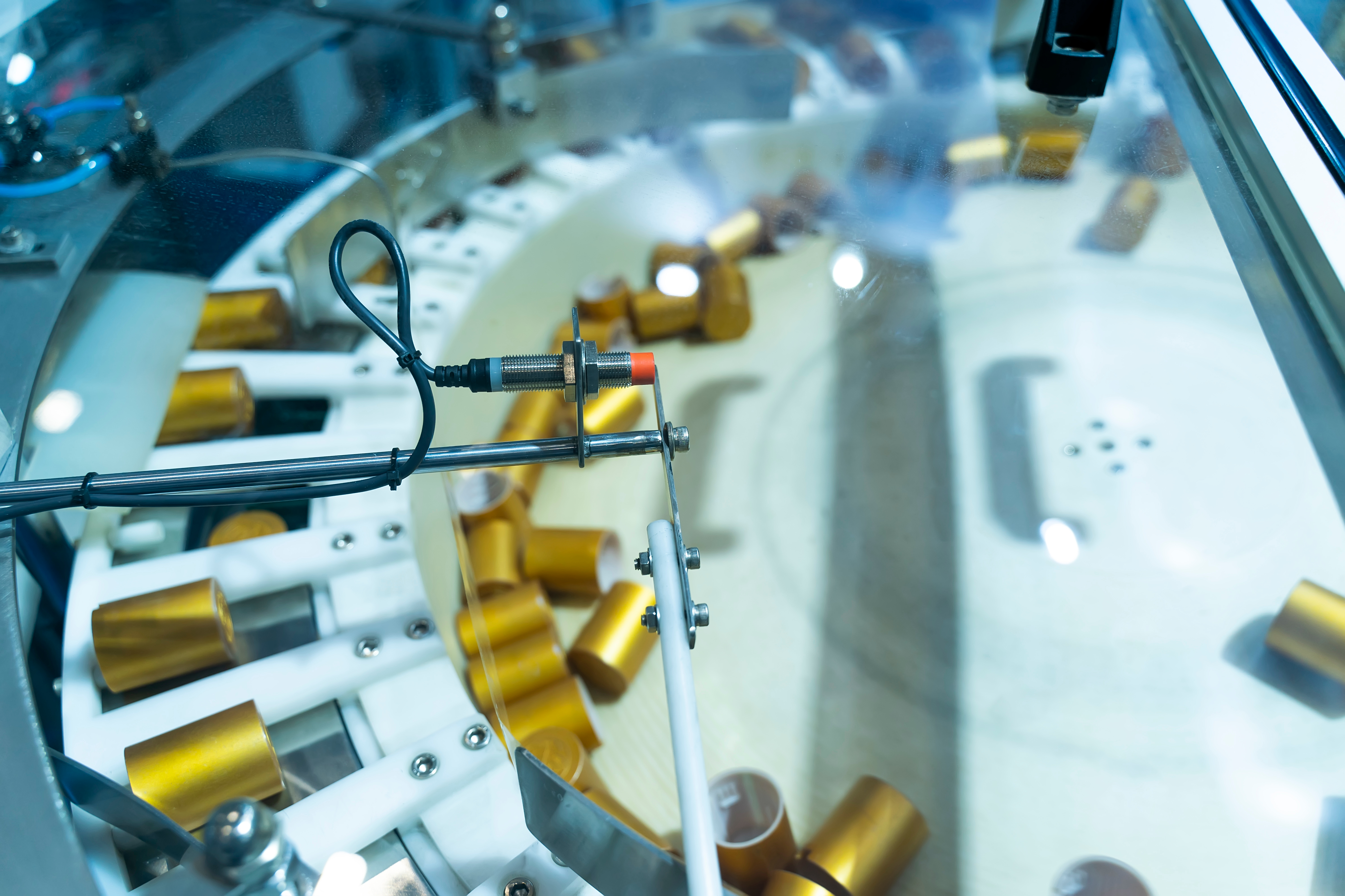 65c516817bd231001e094cf1 Transducer