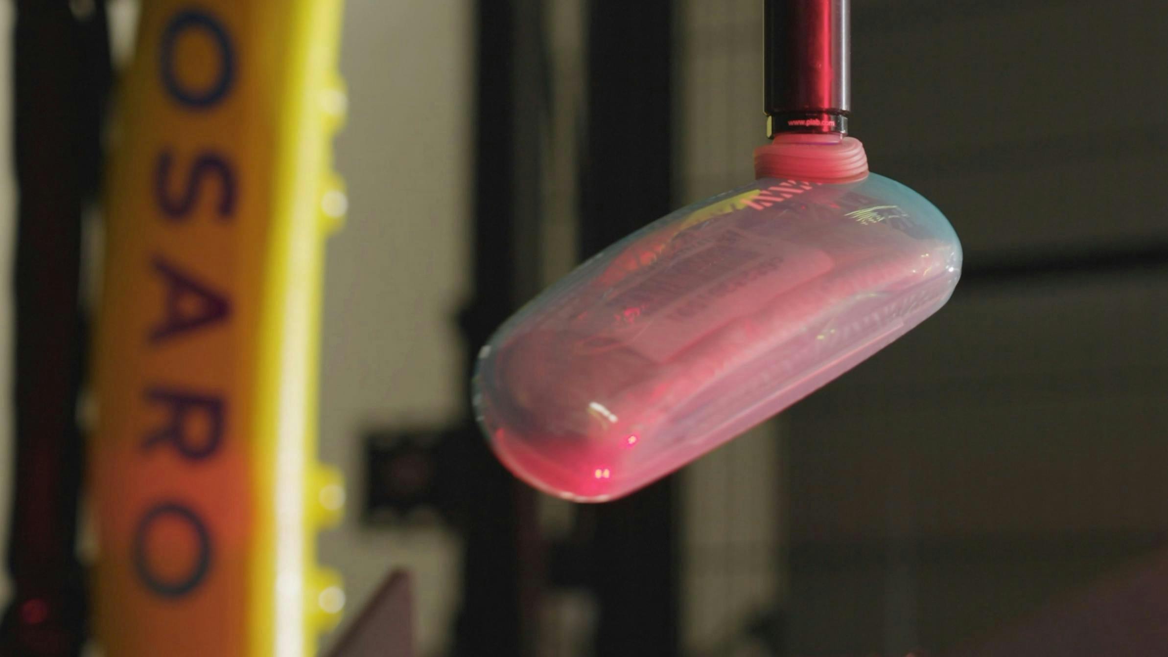 Figure 2: A custom end-effector that uses proprietary technology. Figure 2: A custom end-effector that uses proprietary technology.