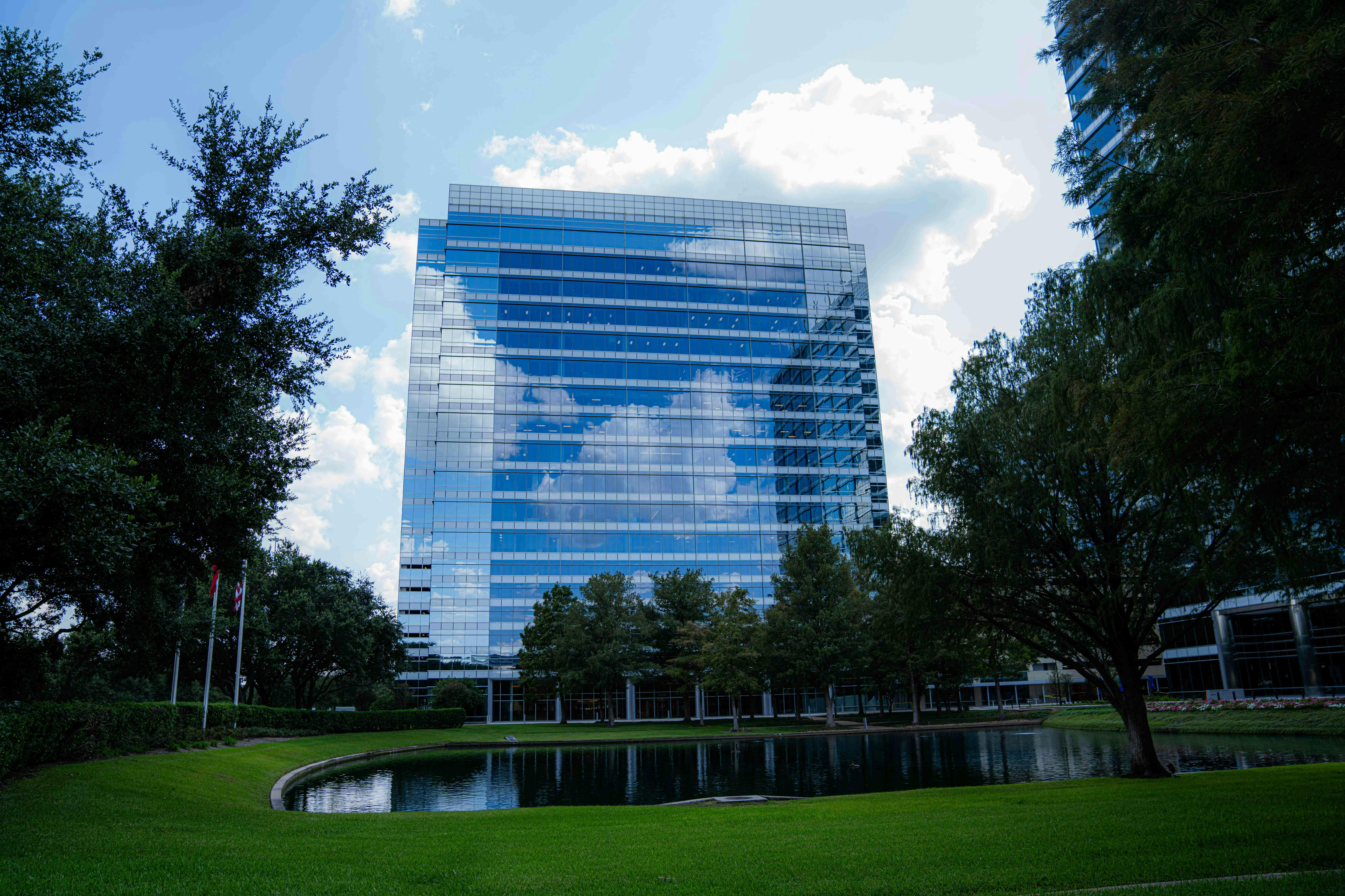 Figure 1: Kent’s Houston headquarters Figure 1: Kent’s Houston headquarters