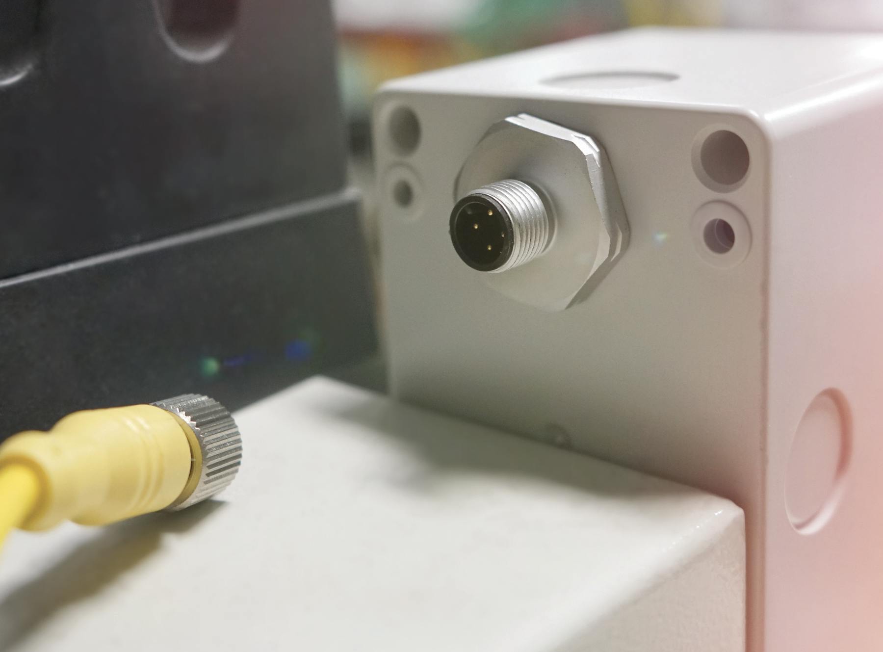 Mencom range connectors for sensors and actuators