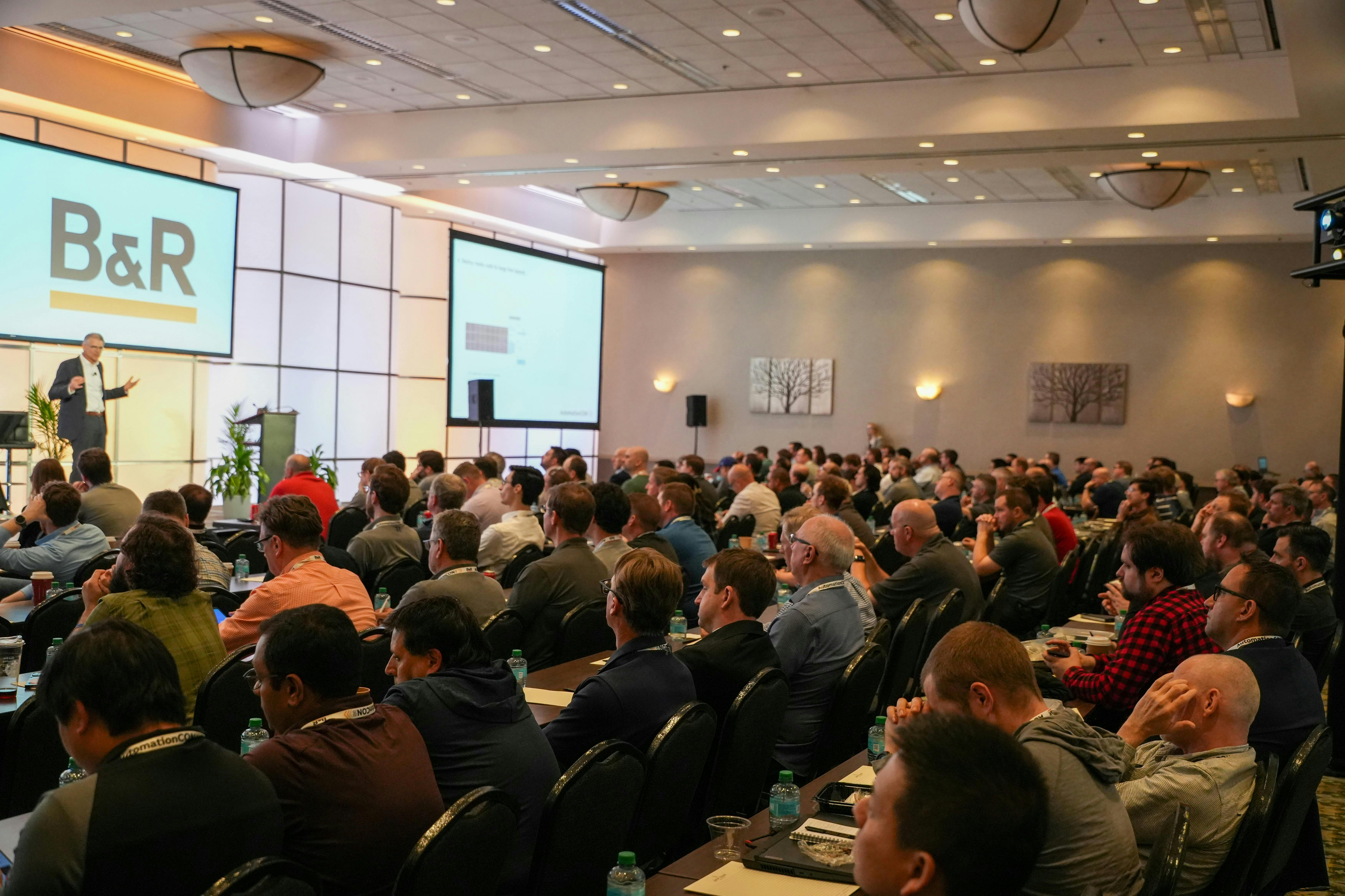 Figure 1: B&R CTO Florian Schneeberger speaks during one of AutomationCON's general sessions.
