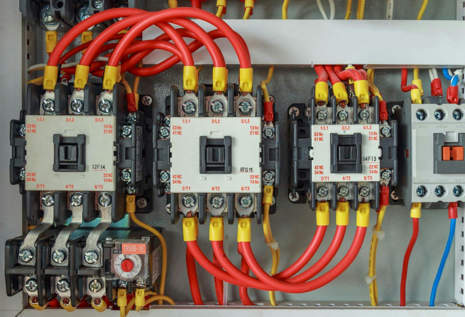 Star-Delta Motor Starter