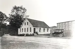Black and white photo of old Mondadnock Mill from 207 years ago